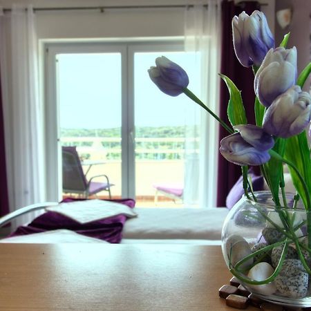 Apartman Studio Apartment Pula Bagian luar foto