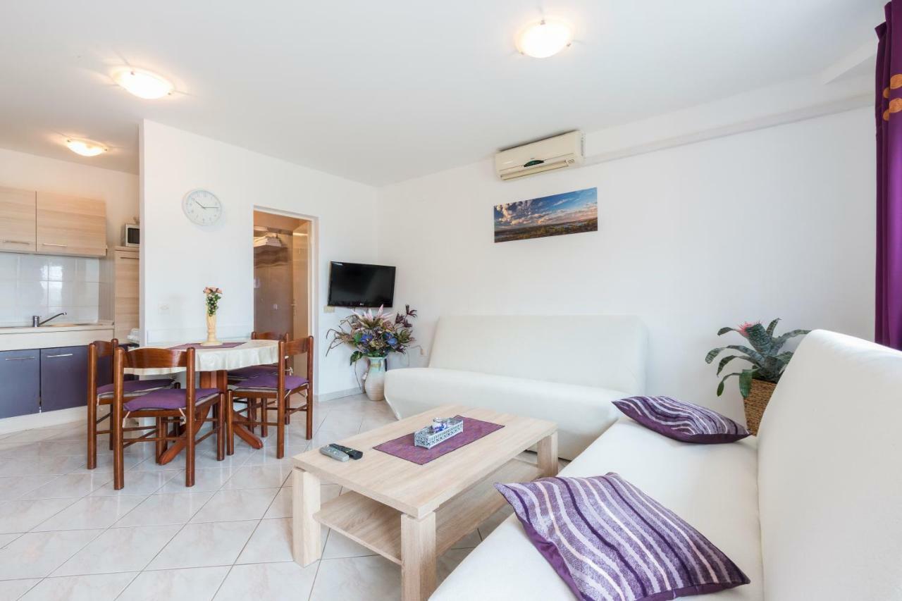 Apartman Studio Apartment Pula Bagian luar foto